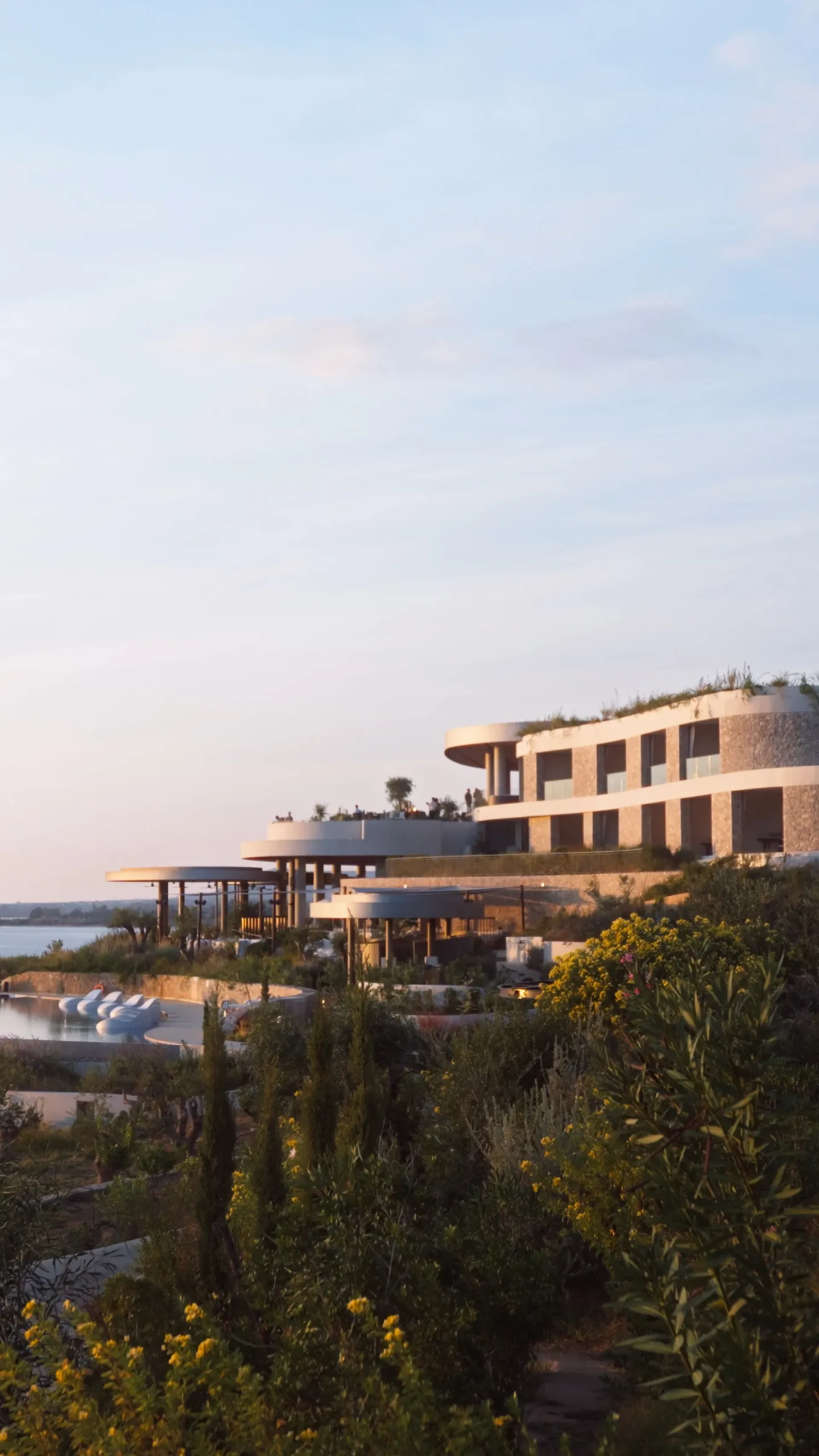 [MO COSTA NAVARINO]Still 2025-11-04 132443_1.261.4