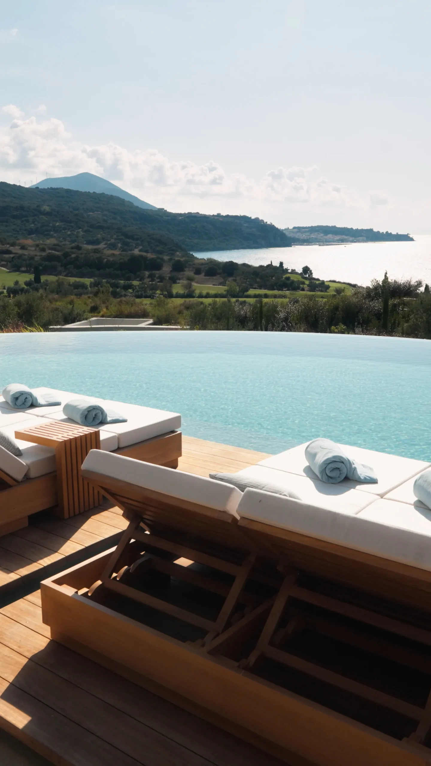 [MO COSTA NAVARINO]Still 2025-11-04 132443_1.262.8